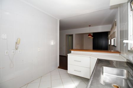 Apartamento para alugar com 108m², 2 quartos e 1 vagaCozinha