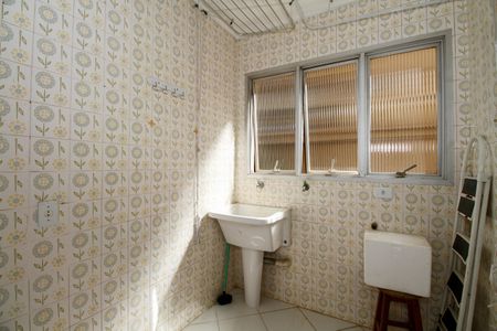 Apartamento para alugar com 108m², 2 quartos e 1 vagaÁrea de Serviço