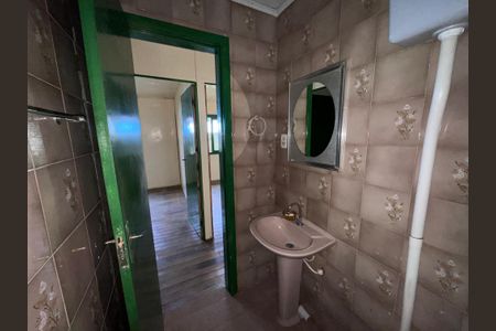 Casa à venda com 120m², 3 quartos e 2 vagas Casa à venda com 120m², 3 quartos e 2 vagasBanheiro