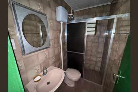 Casa à venda com 120m², 3 quartos e 2 vagas Casa à venda com 120m², 3 quartos e 2 vagasBanheiro