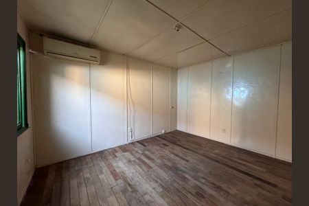 Casa à venda com 120m², 3 quartos e 2 vagas Casa à venda com 120m², 3 quartos e 2 vagasQuarto 3