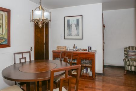 Apartamento à venda com 103m², 3 quartos e 1 vagaSala