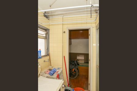 Apartamento à venda com 103m², 3 quartos e 1 vagaÁrea de Serviço