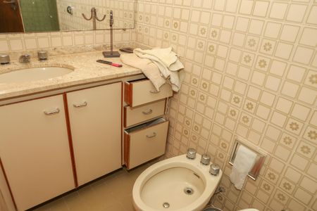 Apartamento à venda com 103m², 3 quartos e 1 vagaBanheiro Social