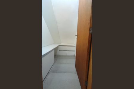 Casa de condomínio à venda com 520m², 4 quartos e 3 vagasCloset da Suíte 1