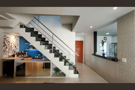 Casa de condomínio à venda com 520m², 4 quartos e 3 vagasSala