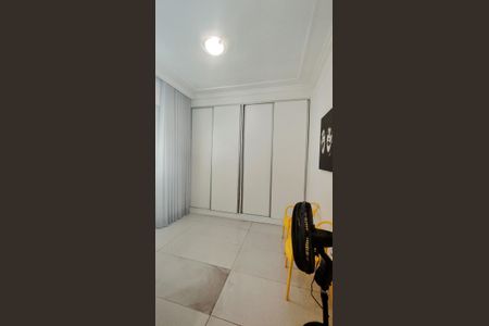 Casa de condomínio à venda com 520m², 4 quartos e 3 vagasQuarto 1