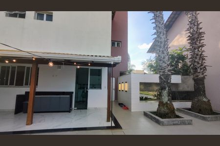 Casa de condomínio à venda com 520m², 4 quartos e 3 vagasÁrea gourmet