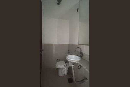 Casa de condomínio à venda com 520m², 4 quartos e 3 vagasGaragem - Banheiro