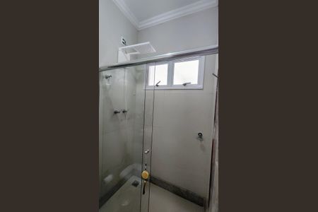 Casa de condomínio à venda com 520m², 4 quartos e 3 vagasBanheiro 1