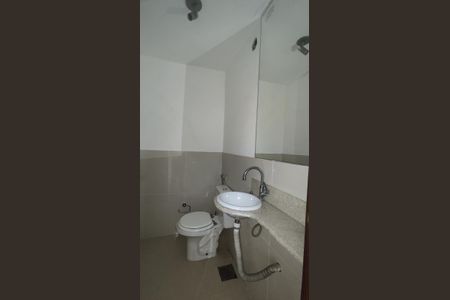 Casa de condomínio à venda com 520m², 4 quartos e 3 vagasGaragem - Banheiro