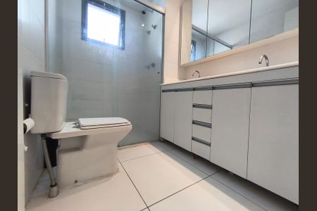 Apartamento à venda com 120m², 3 quartos e 2 vagasBanheiro da Suíte 2