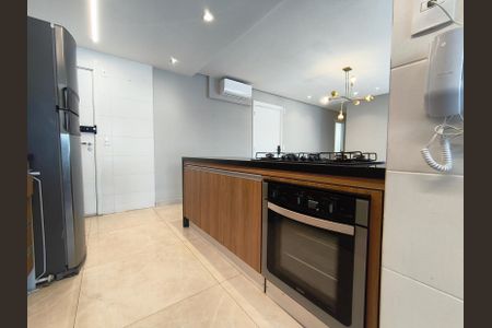 Apartamento à venda com 120m², 3 quartos e 2 vagasCozinha