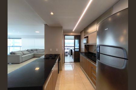 Apartamento à venda com 120m², 3 quartos e 2 vagasCozinha