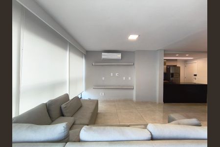 Apartamento à venda com 120m², 3 quartos e 2 vagasSala