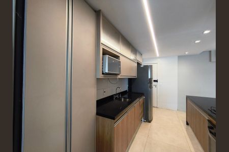 Apartamento à venda com 120m², 3 quartos e 2 vagasCozinha