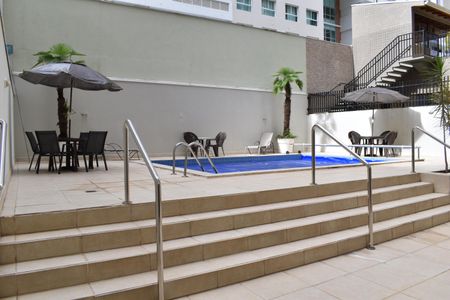 Apartamento para alugar com 71m², 3 quartos e 1 vagaÁrea comum - Piscina