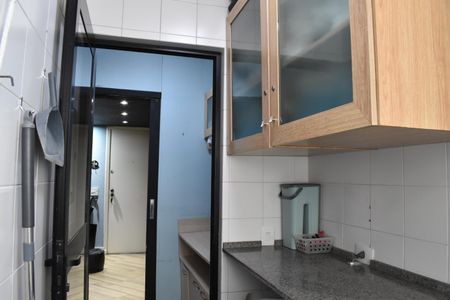 Apartamento para alugar com 71m², 3 quartos e 1 vagaÁrea de Serviço