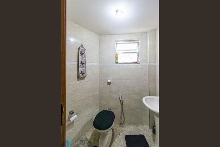 Casa à venda com 110m², 3 quartos e 1 vaga Casa à venda com 110m², 3 quartos e 1 vagaBanheiro Social