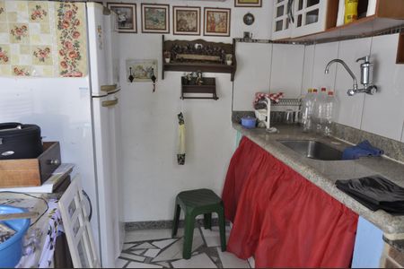 Casa à venda com 240m², 2 quartos e sem vagaArea comum