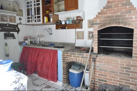 Casa à venda com 240m², 2 quartos e sem vagaArea comum