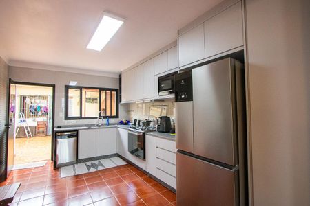 Casa à venda com 209m², 4 quartos e 2 vagasCozinha