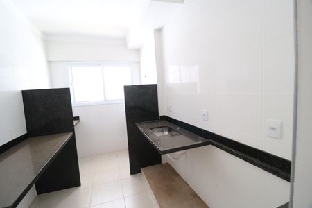 Apartamento para alugar com 60m², 2 quartos e 1 vagaCozinha e Área de Serviço