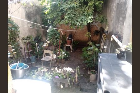 Casa à venda com 72m², 2 quartos e sem vaga Casa à venda com 72m², 2 quartos e sem vagaFoto 01