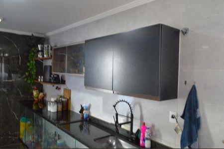 Casa de condomínio à venda com 180m², 3 quartos e 1 vagaCozinha