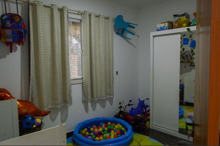 Casa de condomínio à venda com 180m², 3 quartos e 1 vagaQuarto 2