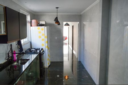 Casa de condomínio à venda com 180m², 3 quartos e 1 vagaCozinha