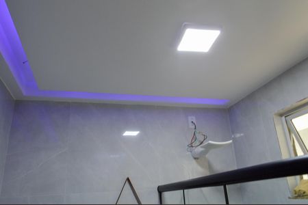 Casa de condomínio à venda com 180m², 3 quartos e 1 vagaBanheiro da Suíte