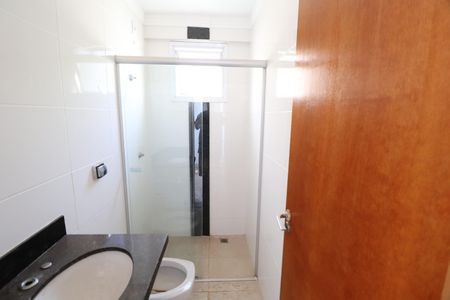 Apartamento para alugar com 60m², 2 quartos e 1 vagaBanheiro do Quarto 2