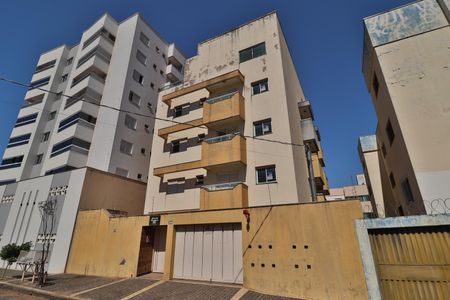 Apartamento para alugar com 116m², 2 quartos e 1 vagaFachada