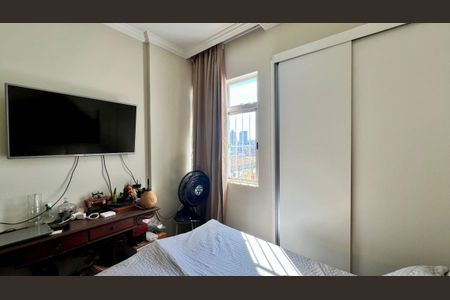 Apartamento à venda com 90m², 3 quartos e 1 vagaQuarto