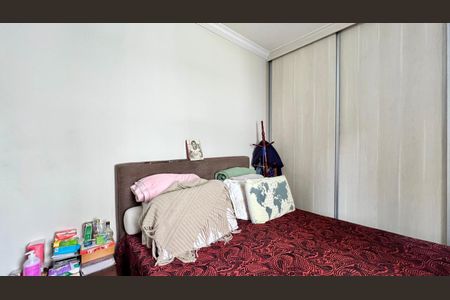 Apartamento à venda com 90m², 3 quartos e 1 vagaQuarto 2