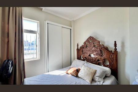 Apartamento à venda com 90m², 3 quartos e 1 vagaQuarto