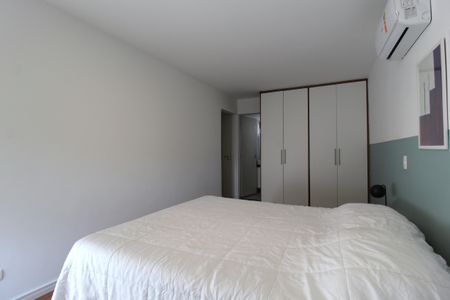 Apartamento à venda com 122m², 3 quartos e 2 vagasQuarto 3 - Suíte