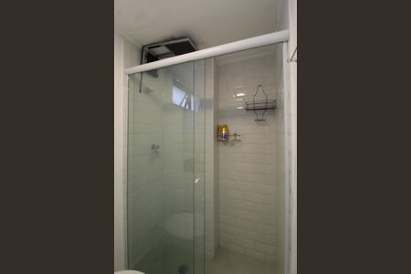 Apartamento à venda com 122m², 3 quartos e 2 vagasBanheiro da Suíte