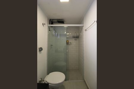 Apartamento à venda com 122m², 3 quartos e 2 vagasBanheiro da Suíte