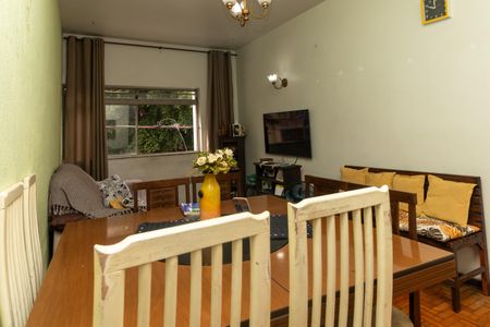 Apartamento à venda com 112m², 2 quartos e sem vagaSala