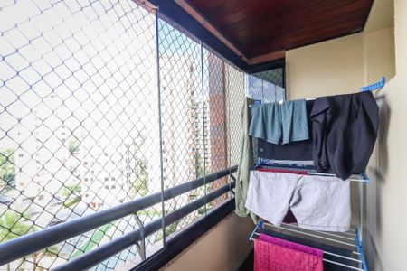 Apartamento à venda com 152m², 3 quartos e 3 vagasVaranda da Suite