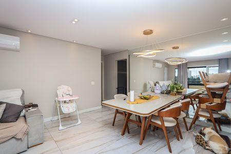 Apartamento à venda com 152m², 3 quartos e 3 vagasSala