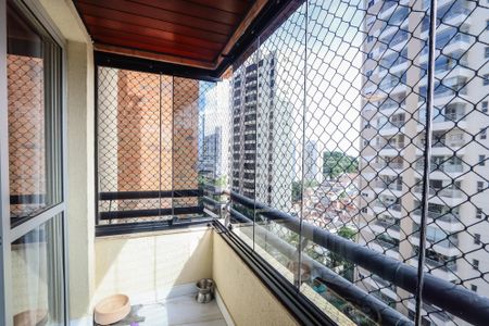 Apartamento à venda com 152m², 3 quartos e 3 vagasVaranda