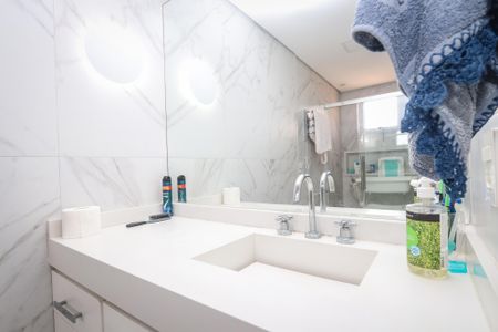 Apartamento à venda com 152m², 3 quartos e 3 vagasBanheiro da Suite 3