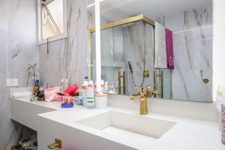 Apartamento à venda com 152m², 3 quartos e 3 vagasBanheiro da Suite