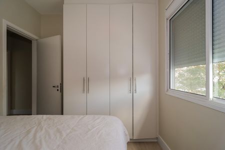 Casa de condomínio à venda com 230m², 4 quartos e 3 vagasQuarto 1