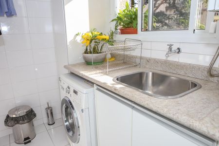 Apartamento à venda com 135m², 3 quartos e 3 vagas Apartamento à venda com 135m², 3 quartos e 3 vagasÁrea de Serviço