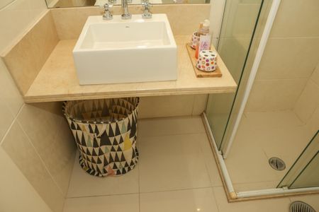 Apartamento à venda com 135m², 3 quartos e 3 vagas Apartamento à venda com 135m², 3 quartos e 3 vagasBanheiro da Suíte 3