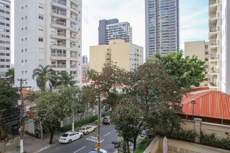 Apartamento à venda com 135m², 3 quartos e 3 vagas Apartamento à venda com 135m², 3 quartos e 3 vagasVista da Suíte 2